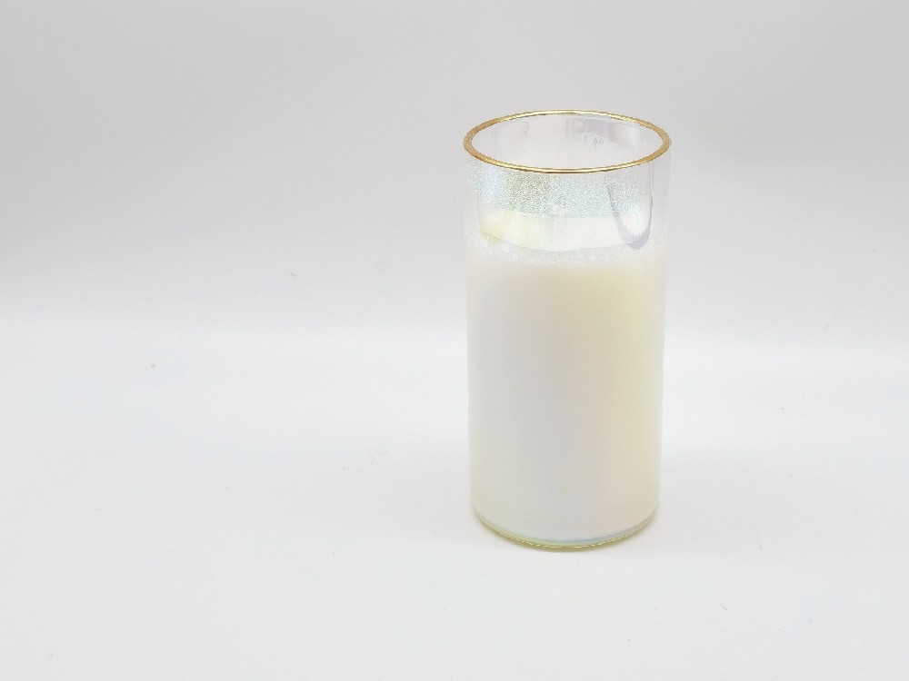 乳企加緊布局中老年奶粉賽道